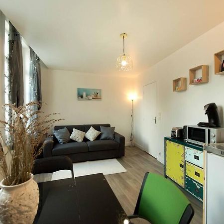 Le Castille Centre Gare Wifi Et Parking Gratuit Apartment Amiens Luaran gambar
